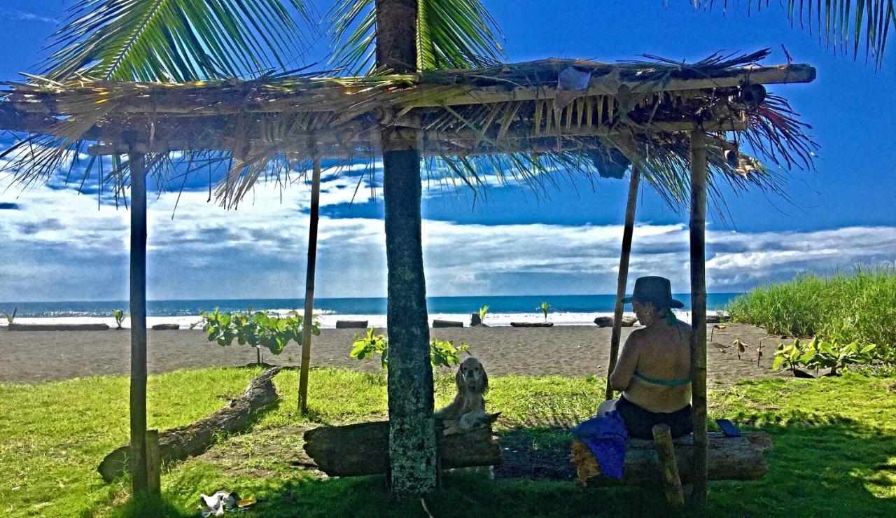 Playa Palo Seco * Parrita